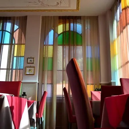Bed & Breakfast Michelangelo Varenna