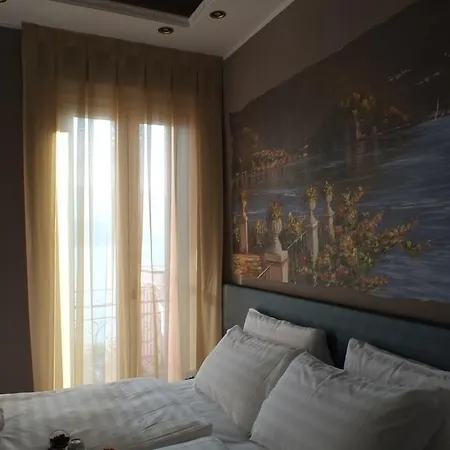Bed & Breakfast Michelangelo Varenna