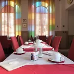 Panzió Michelangelo Varenna