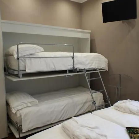 فندق مبيت وإفطار Michelangelo *