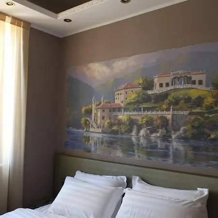 Michelangelo فارينا